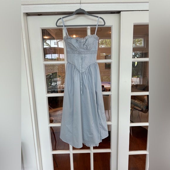 House of CB Jaime dress. Plus cup - Picture 3 of 10